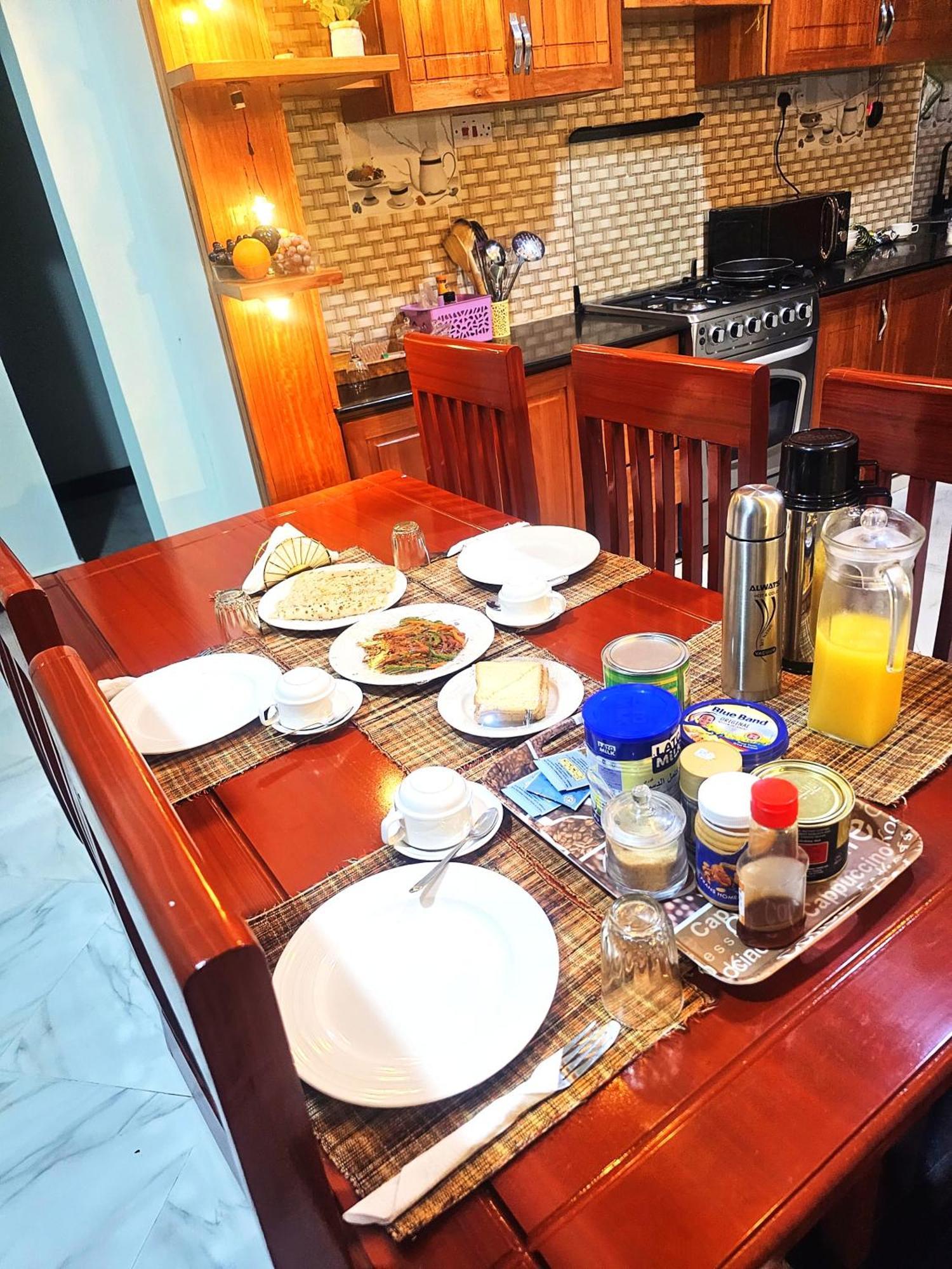 Safi House Bed & Breakfast Boma la Ngombe Екстериор снимка