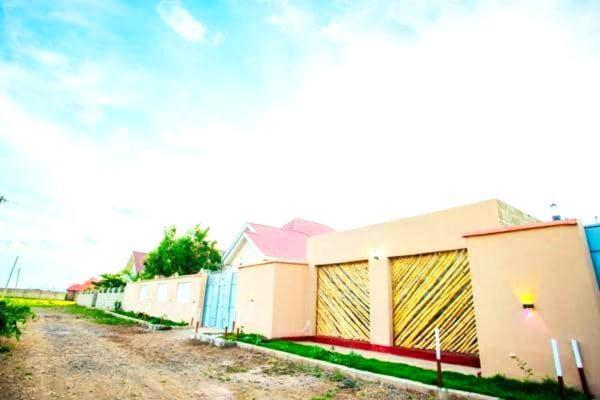Safi House Bed & Breakfast Boma la Ngombe Екстериор снимка