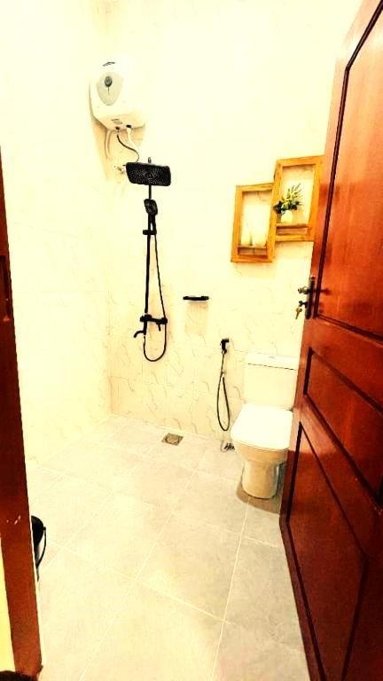 Safi House Bed & Breakfast Boma la Ngombe Екстериор снимка